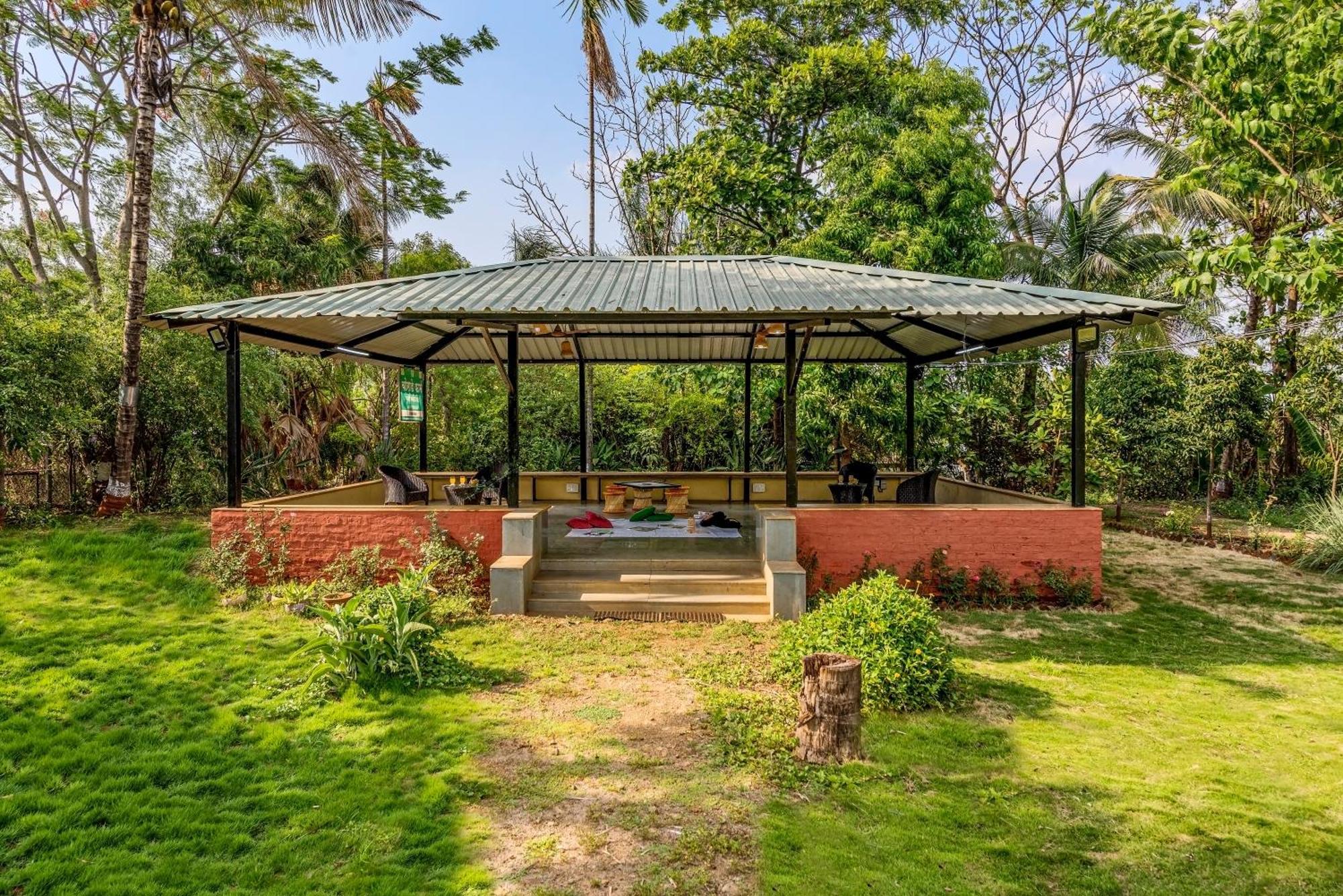 Saffronstays Lakeview Nivara - Farm Stay Villa With Private Pool Near Pune Exterior foto